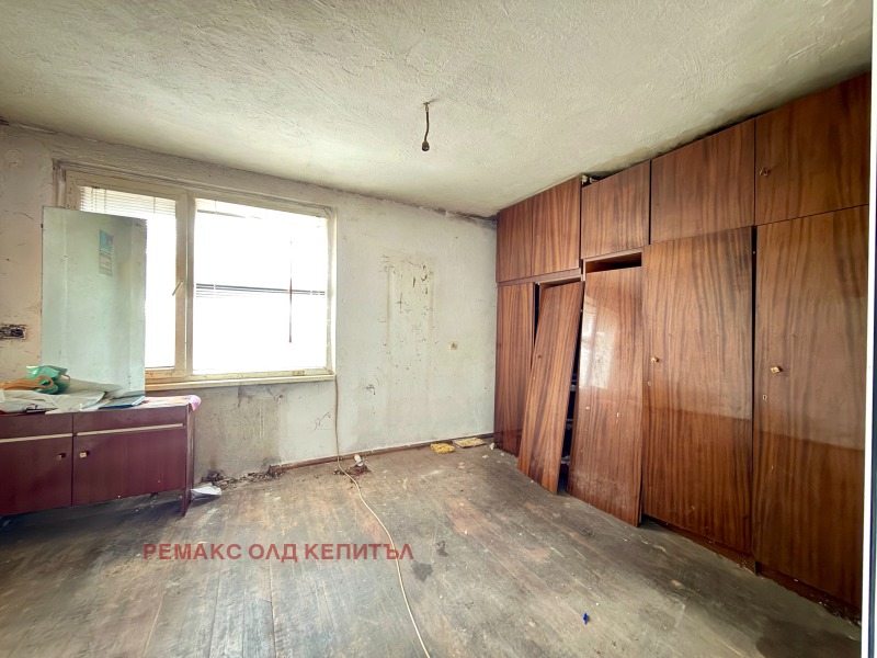 Продава КЪЩА, гр. Дебелец, област Велико Търново, снимка 8 - Къщи - 52873279