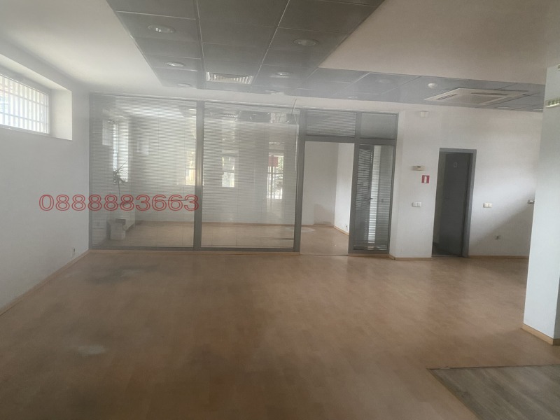 Продава МАГАЗИН, гр. Монтана, Идеален център, снимка 4 - Магазини - 52784215