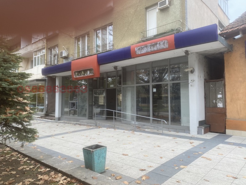 Продава МАГАЗИН, гр. Монтана, Идеален център