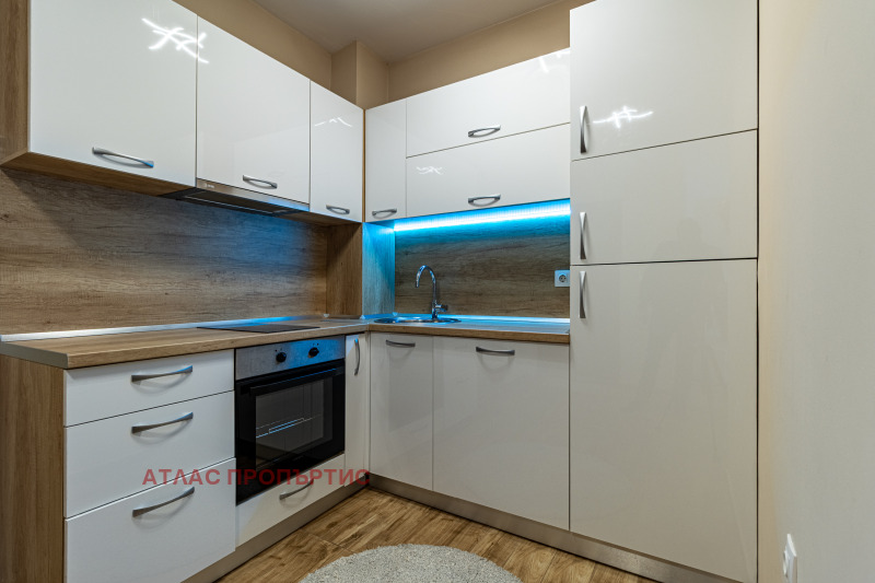 Продава  3-стаен град София , Витоша , 90 кв.м | 77936508
