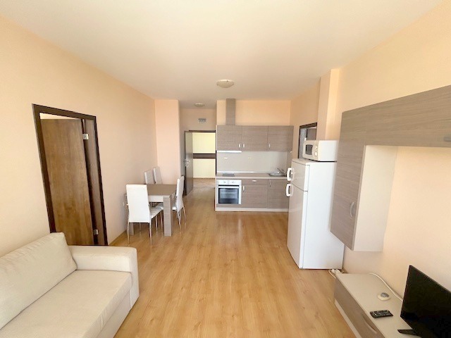 Продава 3-СТАЕН, гр. Свети Влас, област Бургас