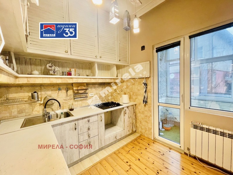 Продава 4-СТАЕН, гр. София, Карпузица, снимка 10 - Апартаменти - 53469531