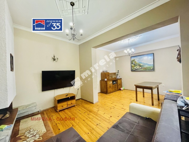 Продава 4-СТАЕН, гр. София, Карпузица