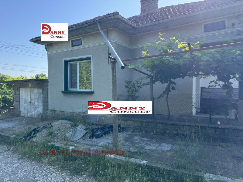 Продава КЪЩА, с. Деков, област Плевен