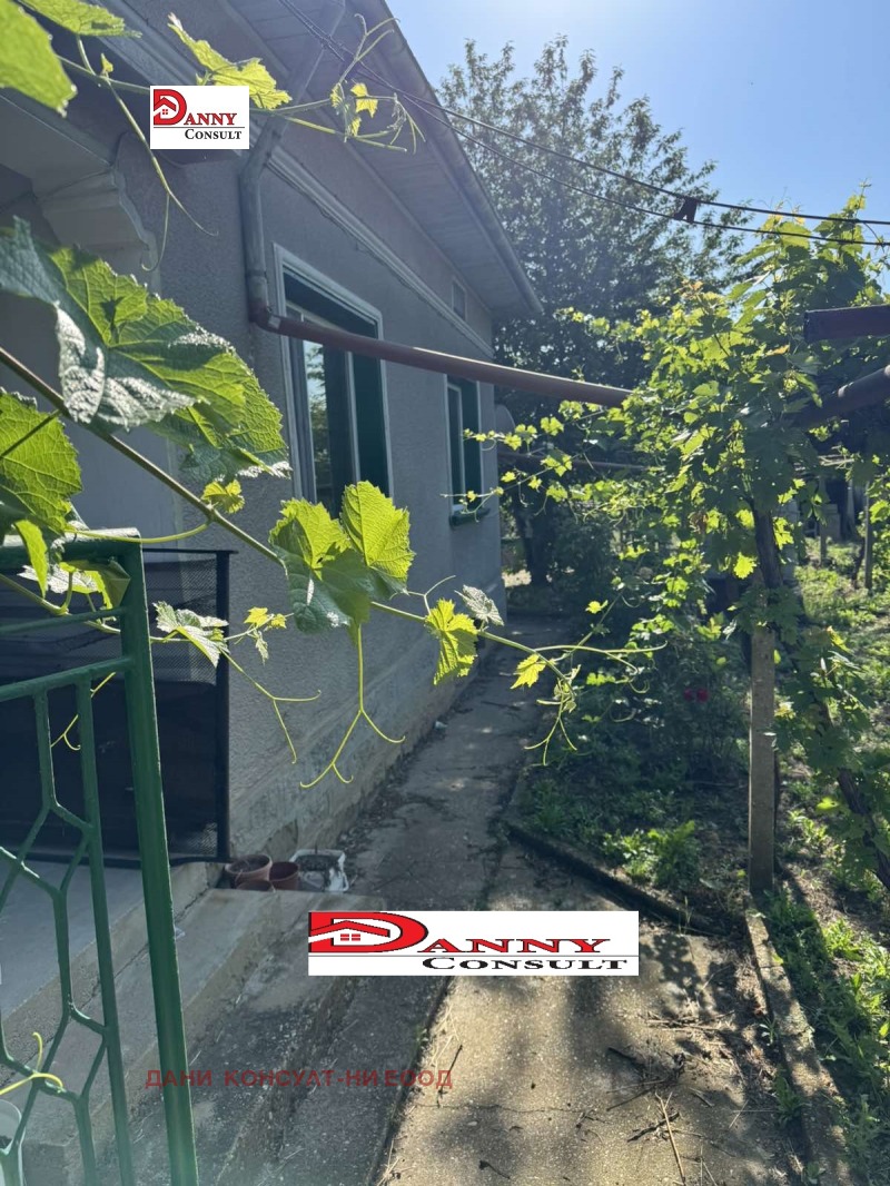 Продава КЪЩА, с. Деков, област Плевен, снимка 4 - Къщи - 52627607