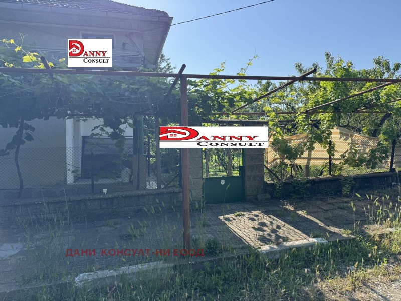 Продава КЪЩА, с. Деков, област Плевен, снимка 5 - Къщи - 52627607