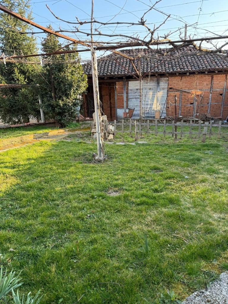 Продава КЪЩА, с. Розовец, област Пловдив, снимка 9 - Къщи - 53909433