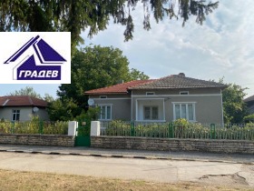 Продажба на имоти в с. Соколово, област Добрич - изображение 1 