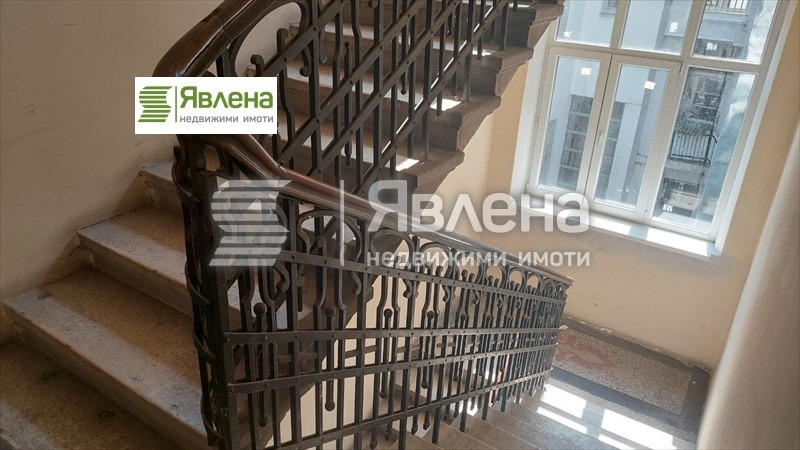 Продава  4-стаен град София , Център , 100 кв.м | 58324603 - изображение [8]