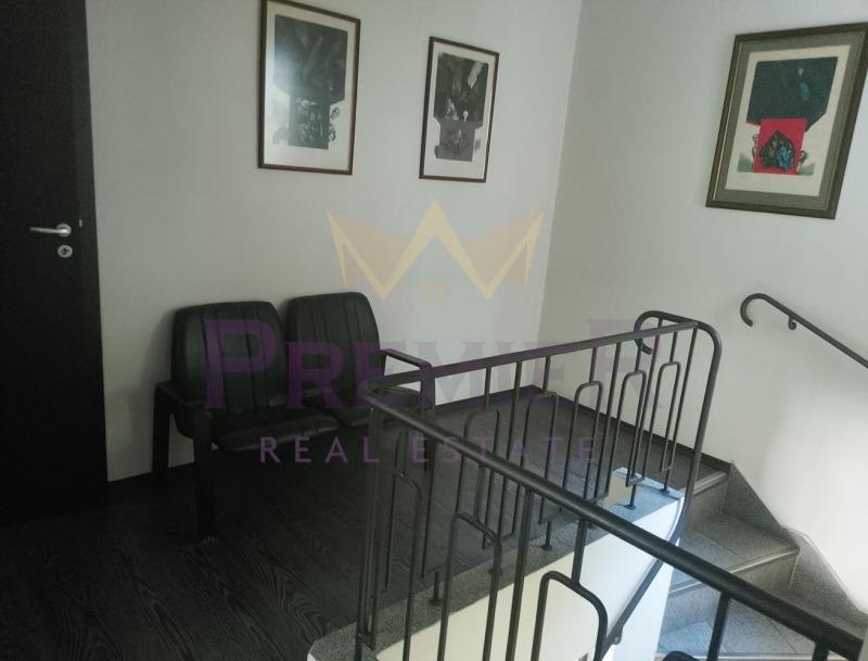 En venta  Oficina Varna , Okrazhna bolnitsa-Generali , 100 metros cuadrados | 27003430 - imagen [14]