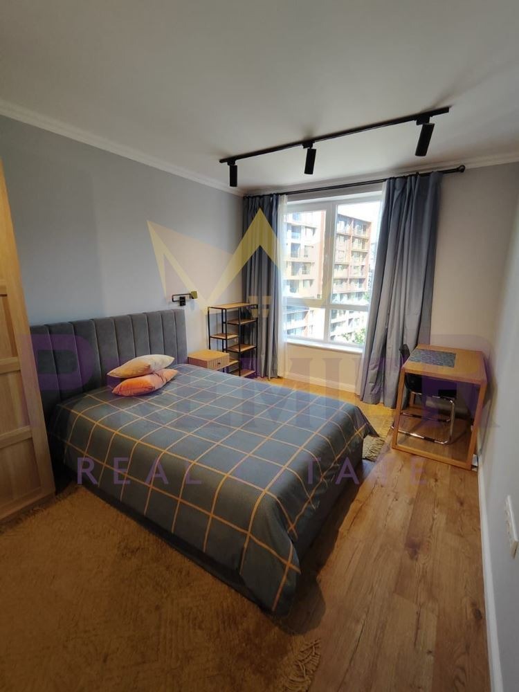 Продава 3-СТАЕН, гр. Варна, Бриз, снимка 2 - Апартаменти - 53008262