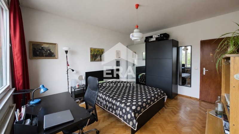 Продава 4-СТАЕН, гр. София, Изгрев, снимка 13 - Апартаменти - 55922973