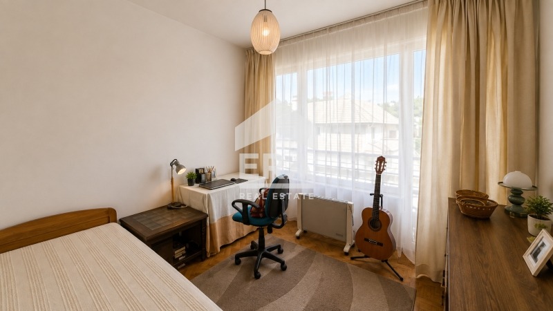 Продава 4-СТАЕН, гр. София, Изгрев, снимка 16 - Апартаменти - 55922973