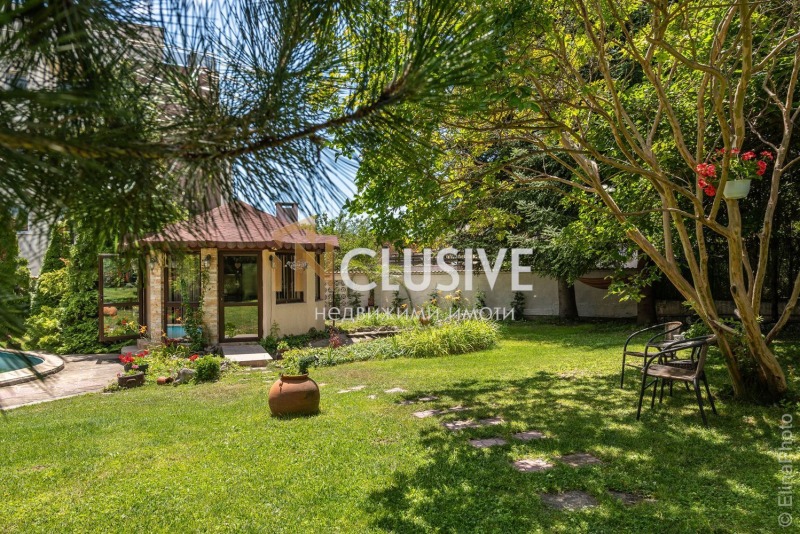Продава КЪЩА в град Варна, м-т Долна Трака - 548 кв.м / 1 100 000 € » 2 151 413.00 лв., ИНКЛУЗИВ ВАРНА