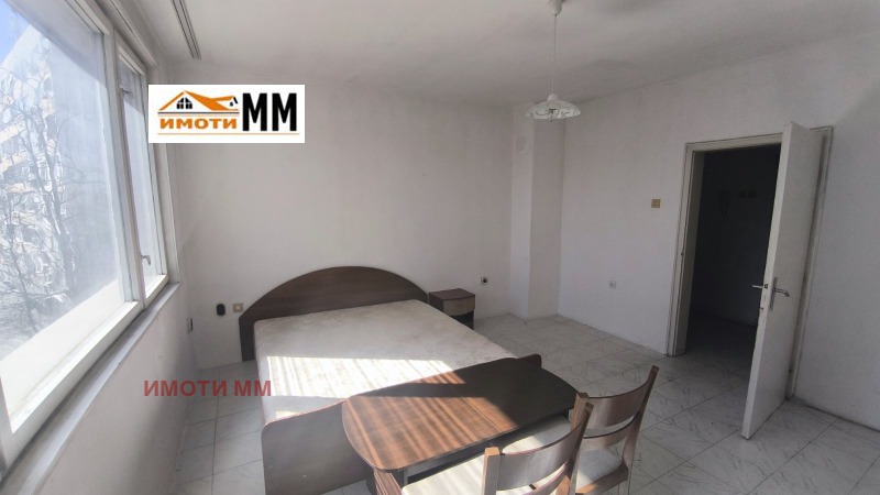 Продава 2-СТАЕН, гр. Пловдив, Младежки Хълм, снимка 2 - Апартаменти - 52717977