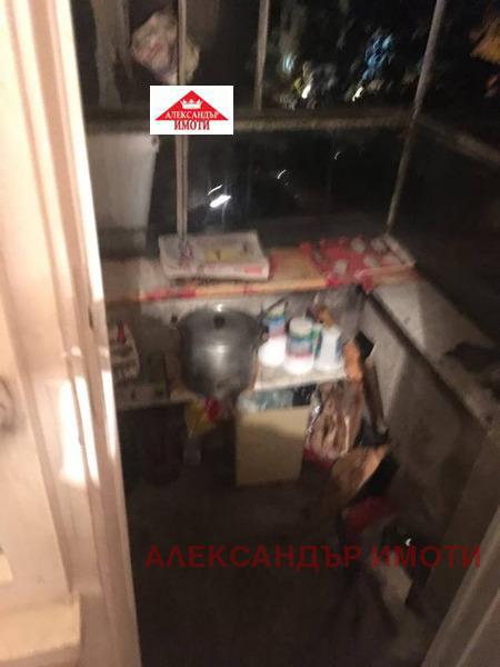 Продава 3-СТАЕН, гр. София, Изток, снимка 5 - Aпартаменти - 48447516