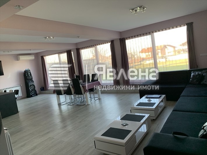 In vendita  Casa regione Plovdiv , Markovo , 480 mq | 53377639 - Immagine [7]
