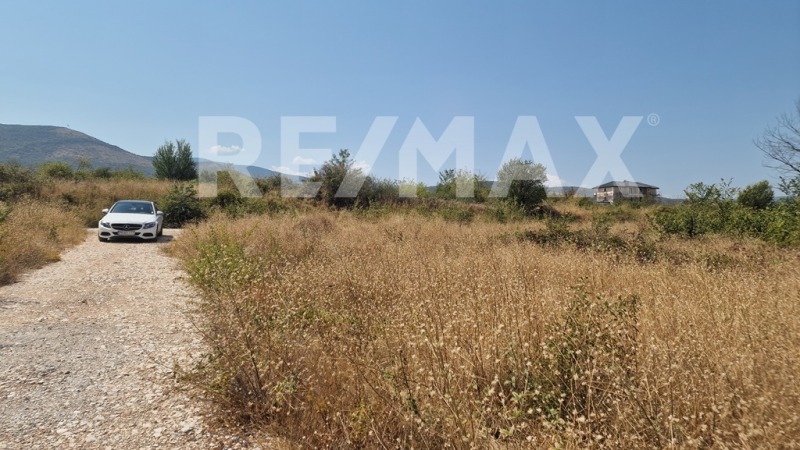 Продава ПАРЦЕЛ в област Пловдив, с. Марково - 660 кв.м / 105 000 € » 205 362.15 лв., РЕМАКС АДВАНТИДЖ