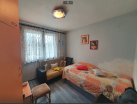 1 chambre Pogrebi, Varna 4