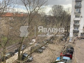 1 chambre Ilinden, Sofia 2