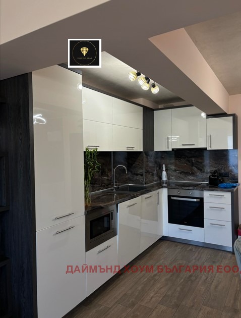 En venta  1 dormitorio Plovdiv , Mladezhki Jalm , 70 metros cuadrados | 64299368 - imagen [3]