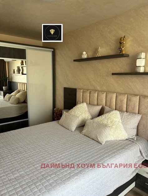 En venta  1 dormitorio Plovdiv , Mladezhki Jalm , 70 metros cuadrados | 64299368 - imagen [5]