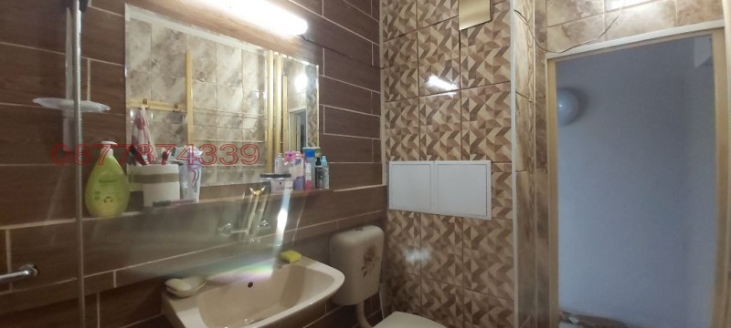 Продава  1-стаен град Перник , Изток , 47 кв.м | 77087770 - изображение [10]