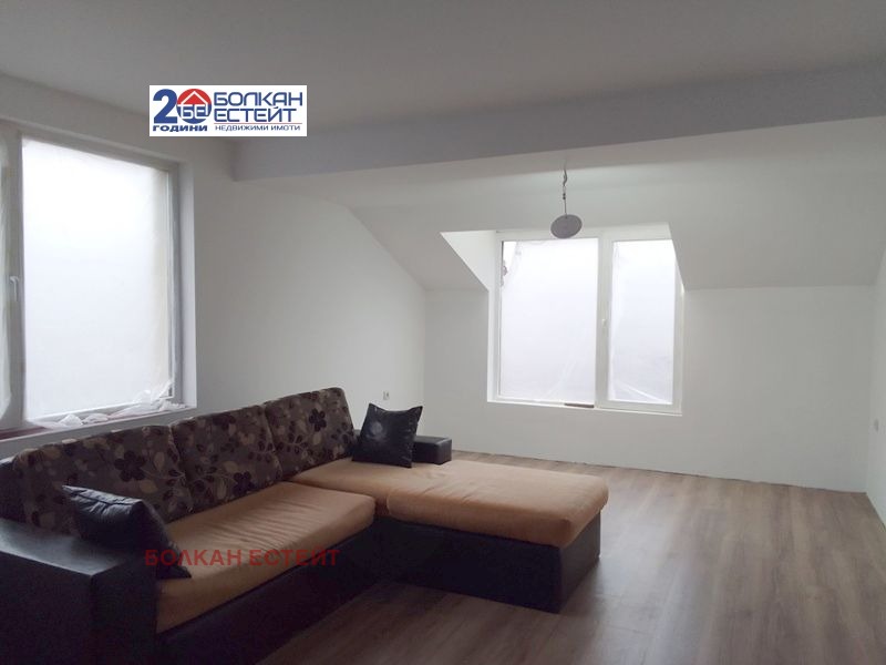 Продава 2-СТАЕН, гр. Велико Търново, Център, снимка 2 - Апартаменти - 52692261