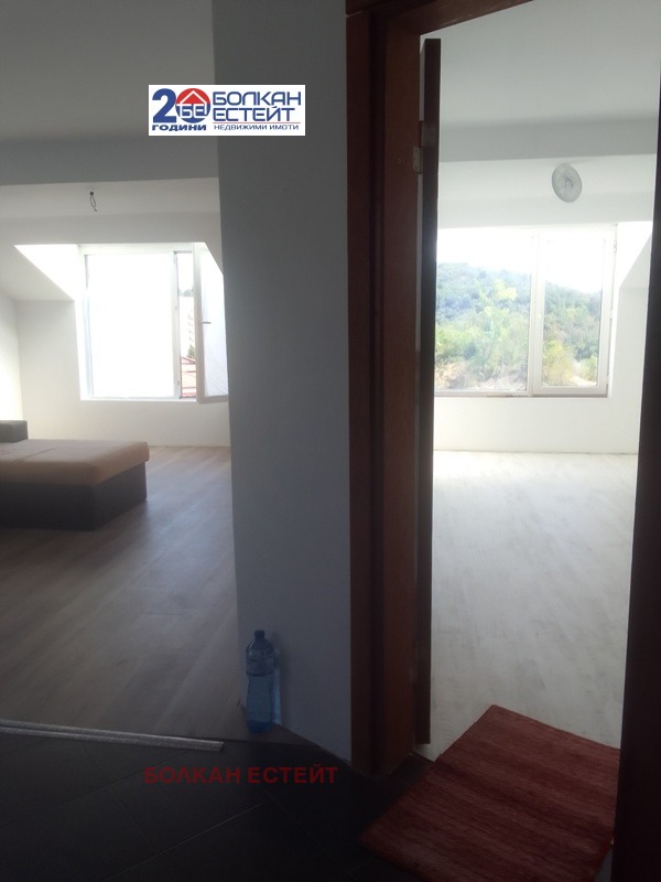 Продава 2-СТАЕН, гр. Велико Търново, Център, снимка 6 - Апартаменти - 52692261