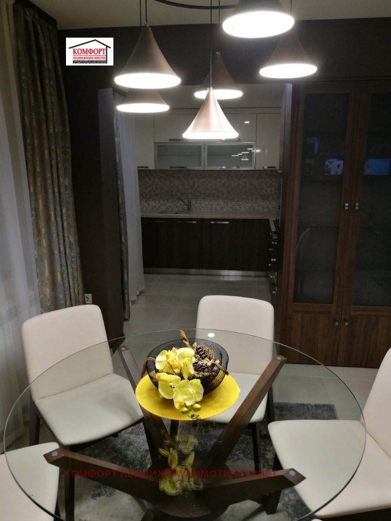 Продава 3-СТАЕН, гр. Плевен, Идеален център, снимка 4 - Апартаменти - 53009556