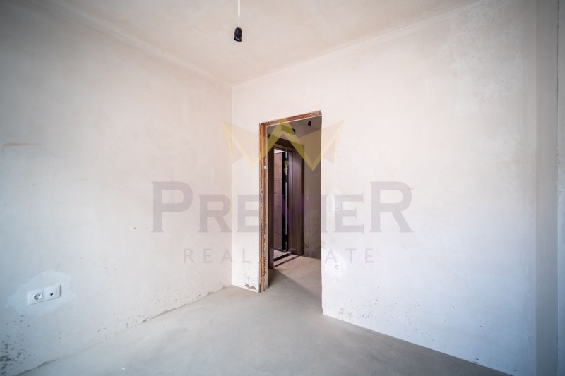 Продава 3-СТАЕН, гр. Варна, Лятно кино Тракия, снимка 4 - Апартаменти - 53165779