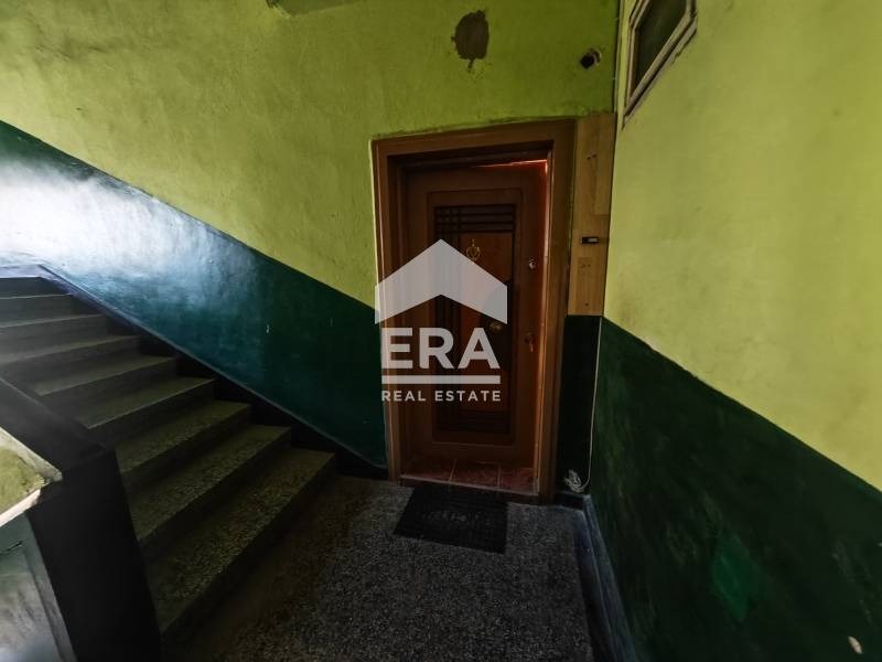 Продава 4-СТАЕН, гр. Силистра, Център, снимка 13 - Апартаменти - 53001471