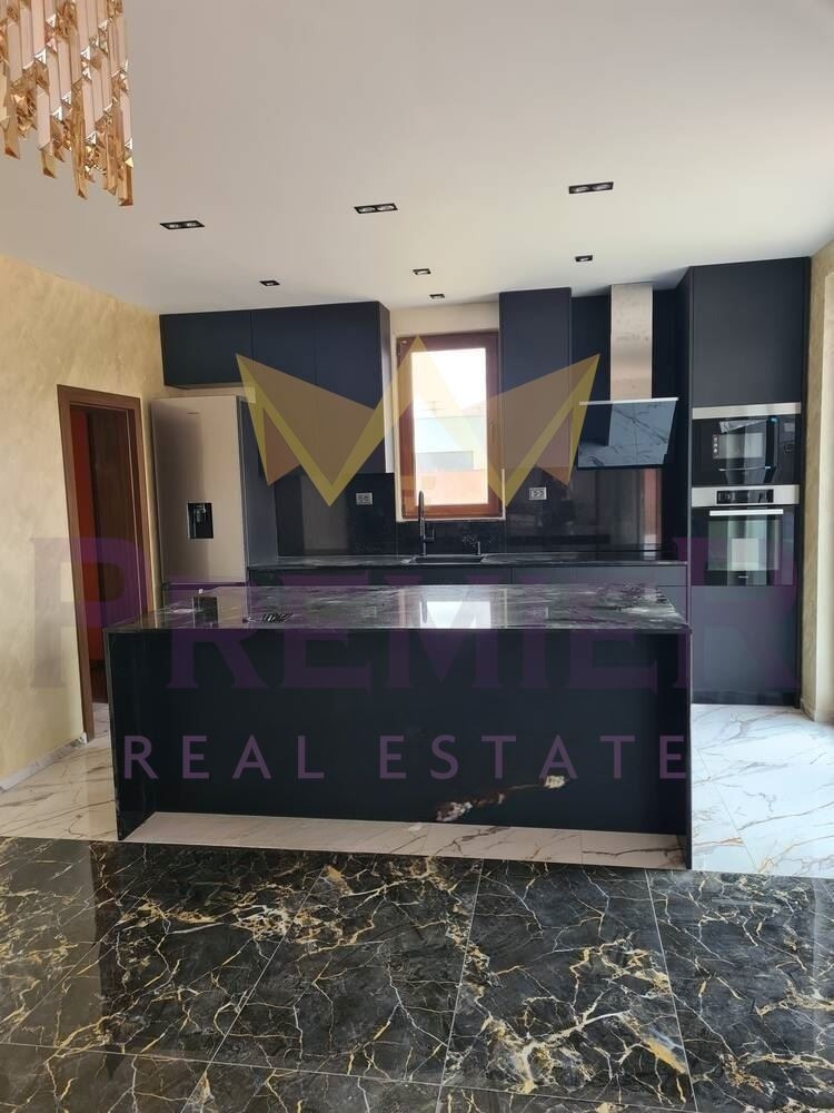 Продава КЪЩА, гр. Пловдив, Беломорски, снимка 3 - Къщи - 54137108