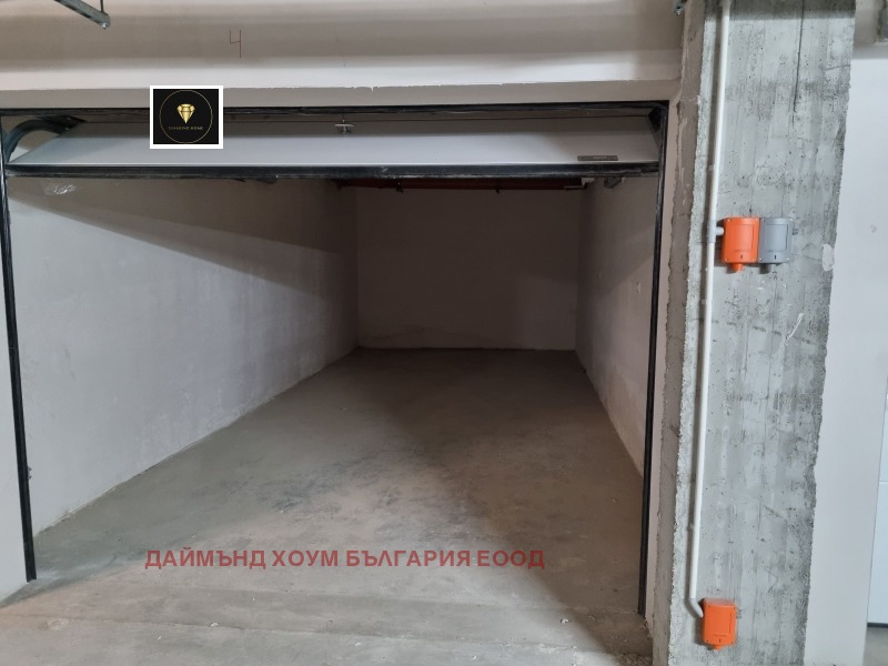 Zu verkaufen  Garage Plowdiw , Trakija , 30 qm | 84338978 - Bild [3]