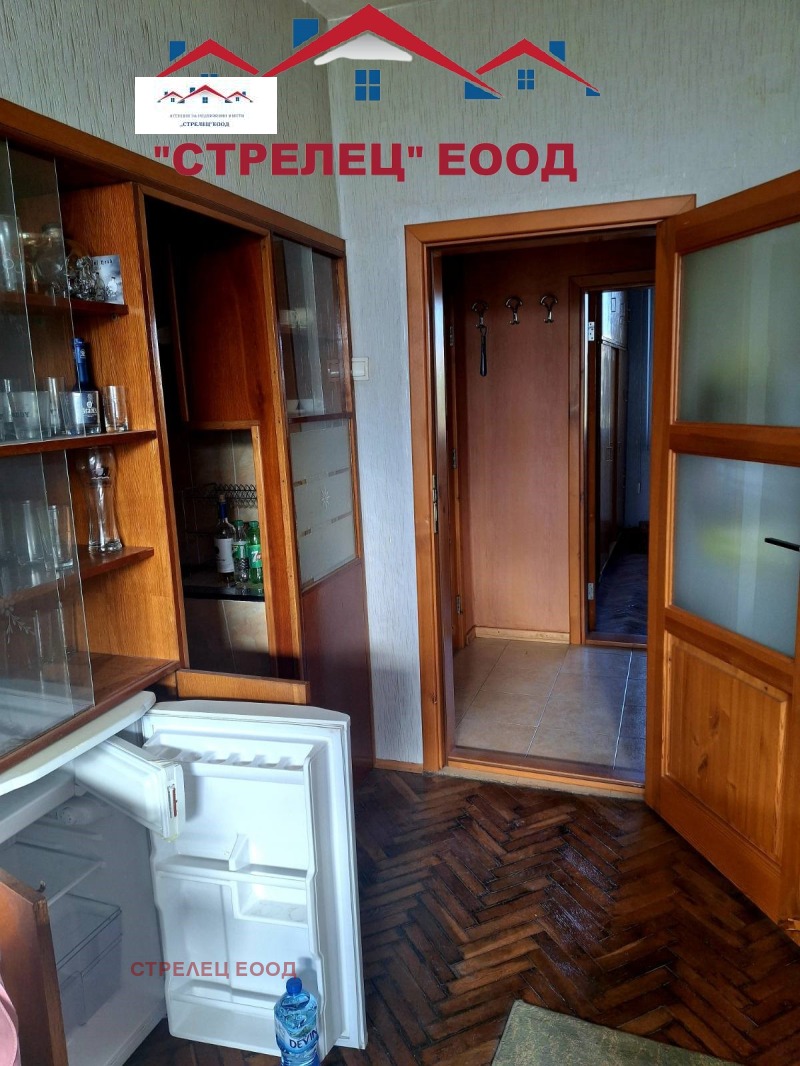 Продава  2-стаен град Добрич , Център , 56 кв.м | 70357486 - изображение [2]