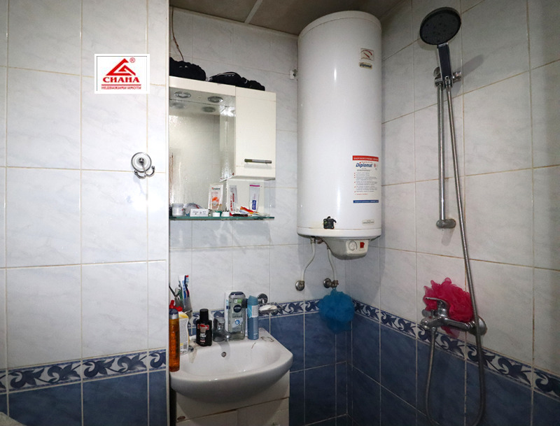 Продава 3-СТАЕН, гр. Русе, Здравец Изток, снимка 8 - Апартаменти - 52880358