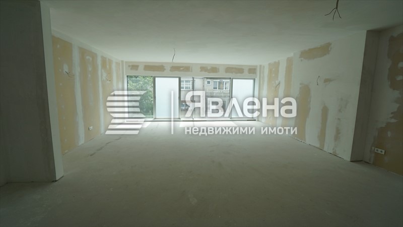 Продава 4-СТАЕН, гр. София, Изток, снимка 11 - Апартаменти - 54611485