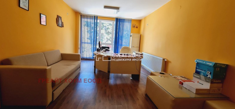 Na prodej  3+ ložnice Targovište , Centar , 118 m2 | 63813332 - obraz [2]