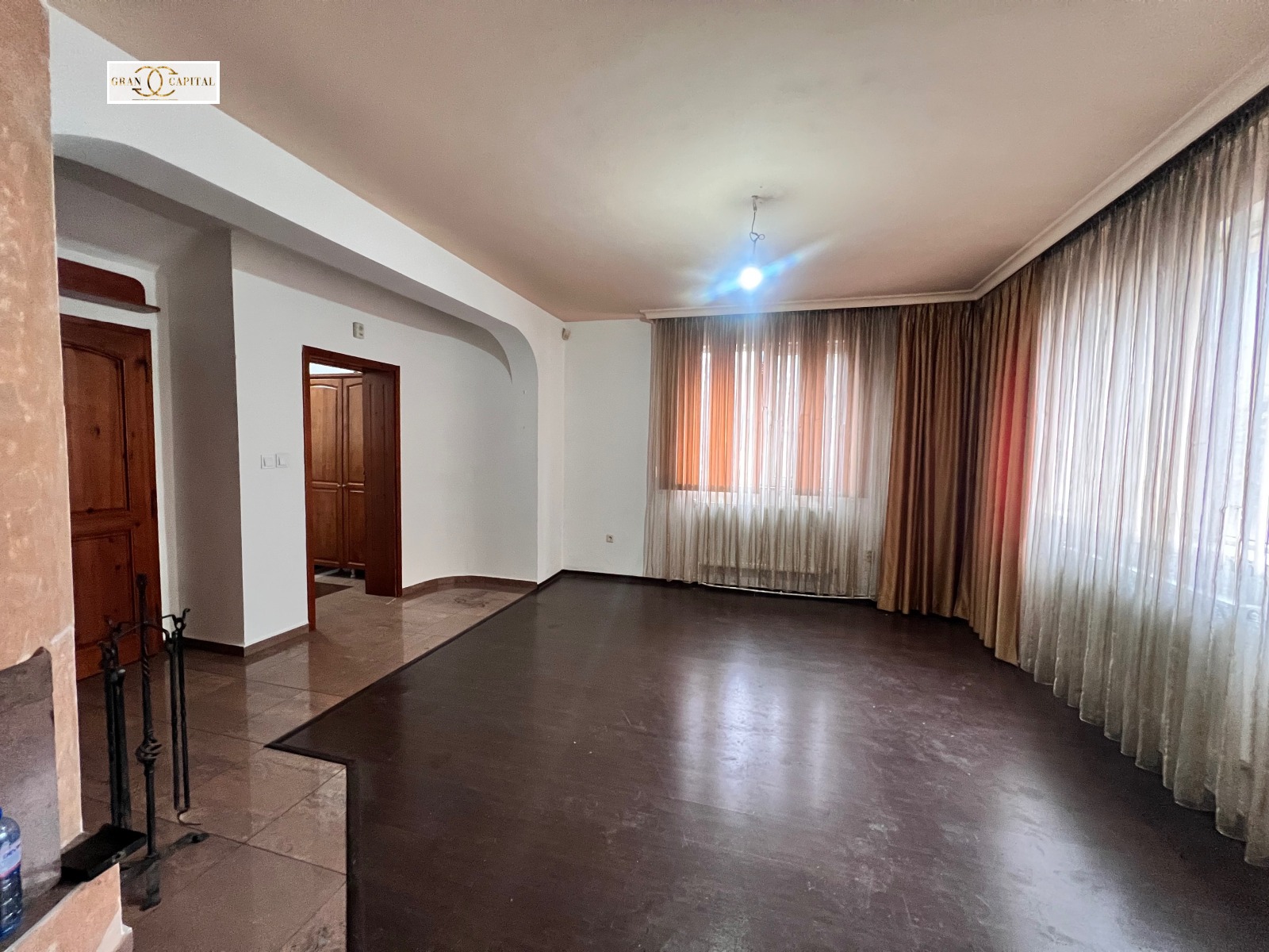 Продава КЪЩА, гр. София, Славия, снимка 2 - Къщи - 54072166