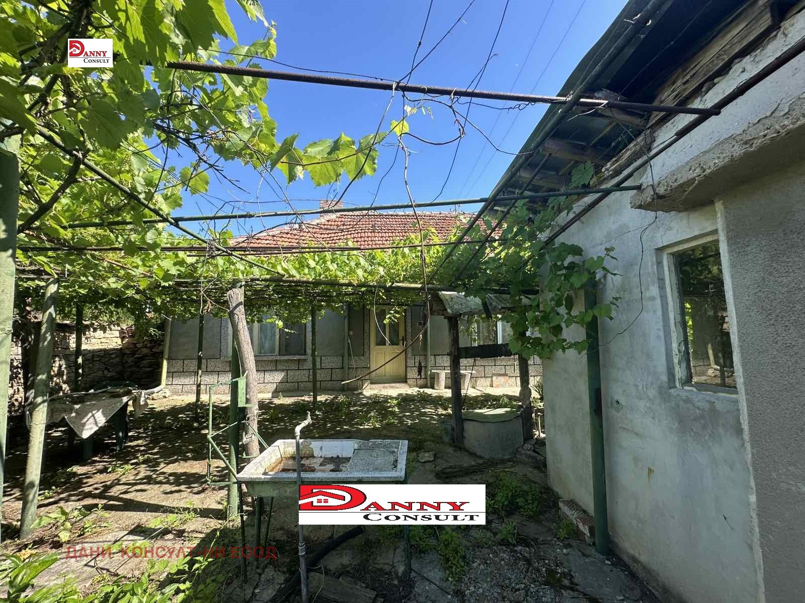 Продава КЪЩА, с. Първомайци, област Велико Търново