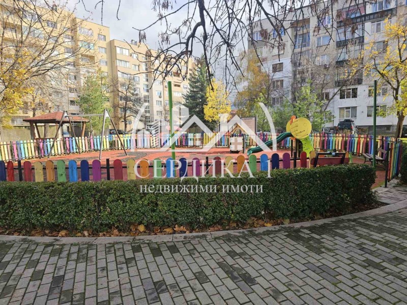 Продава 2-СТАЕН, гр. Дупница, област Кюстендил, снимка 13 - Апартаменти - 53004560
