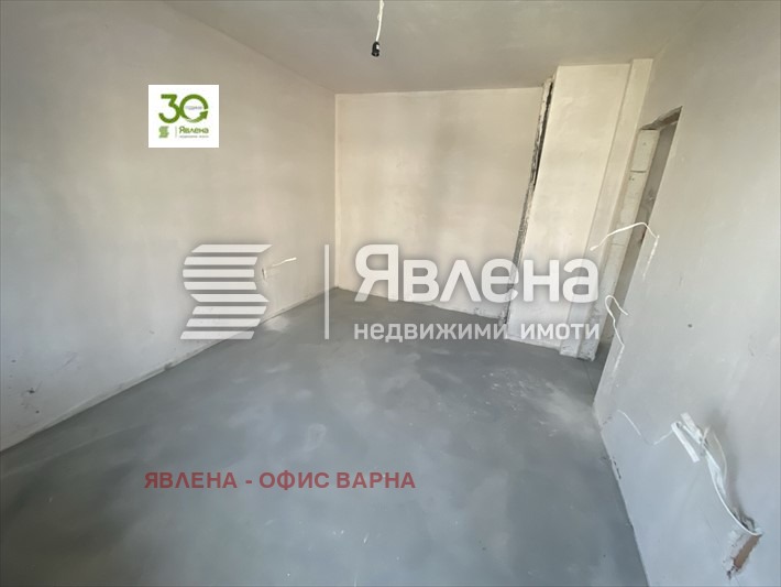 Продава 3-СТАЕН, гр. Варна, Централна поща, снимка 3 - Aпартаменти - 47348488