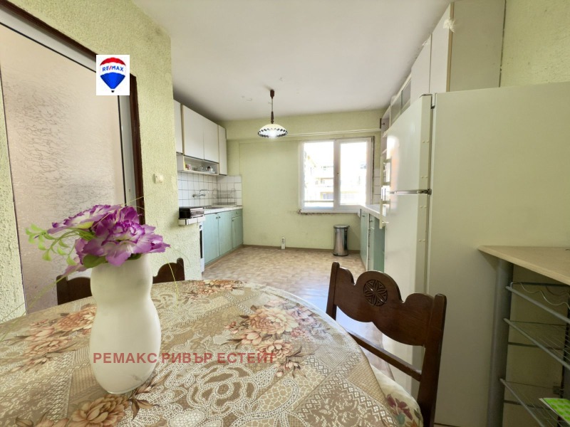 Продава 3-СТАЕН, град Русе, Чародейка - Север • 89900 € • 91042037 — Holmes.bg