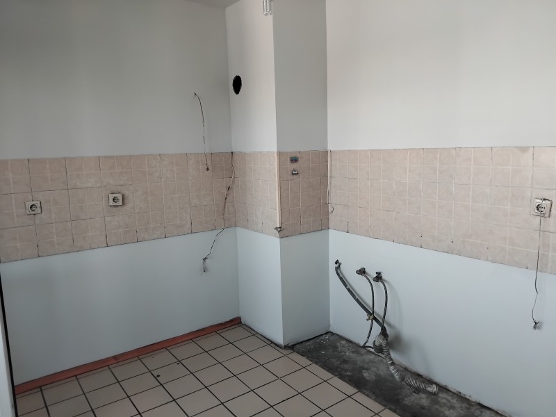 Продава  3-стаен град Русе , Възраждане , 81 кв.м | 71915281 - изображение [14]
