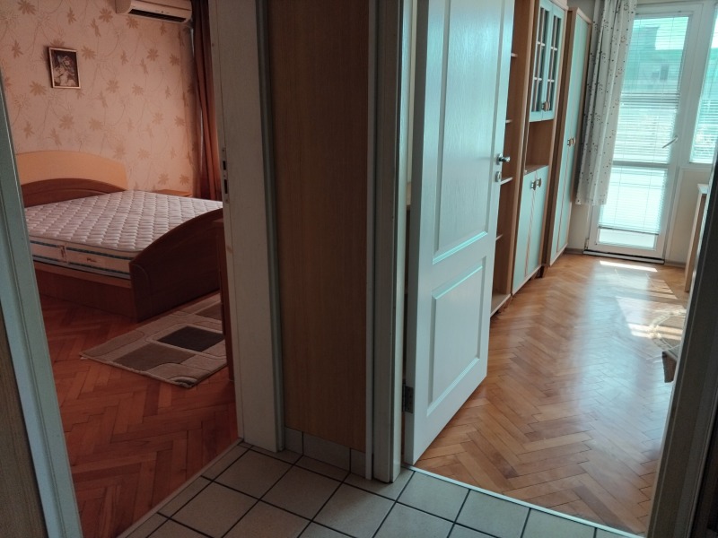 Продава  3-стаен град Русе , Възраждане , 81 кв.м | 71915281 - изображение [11]
