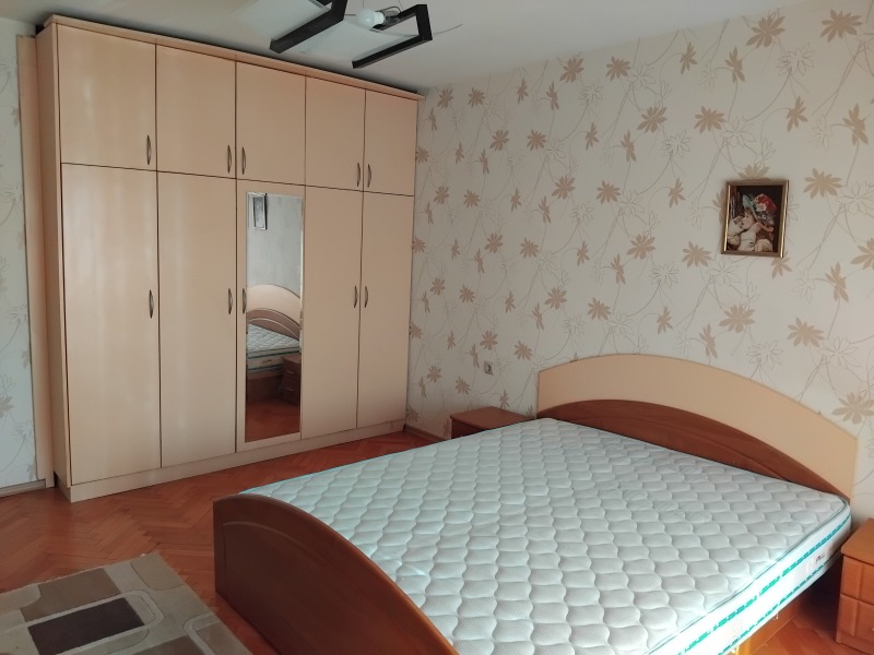 Продава  3-стаен град Русе , Възраждане , 81 кв.м | 71915281 - изображение [9]