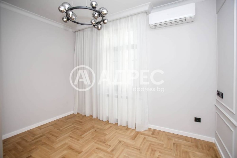 Продава  Многостаен град София , Център , 133 кв.м | 28933803 - изображение [10]