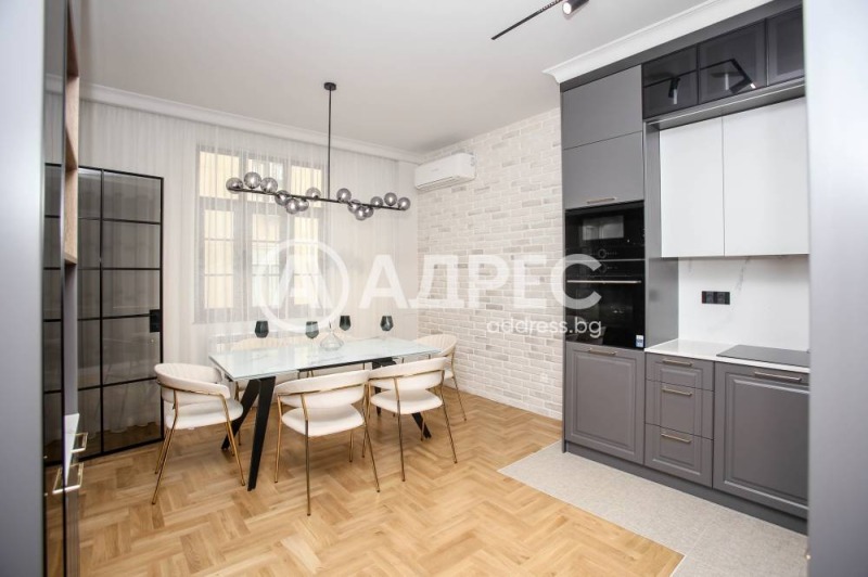 Продава  Многостаен град София , Център , 133 кв.м | 28933803 - изображение [2]