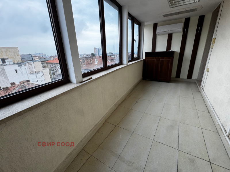 Продава МНОГОСТАЕН, гр. Стара Загора, Център, снимка 13 - Апартаменти - 52940669