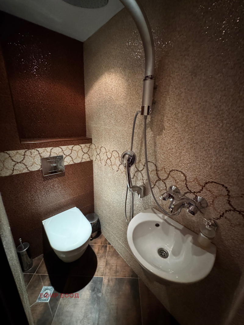 Продава МНОГОСТАЕН, гр. Стара Загора, Център, снимка 12 - Апартаменти - 52940669